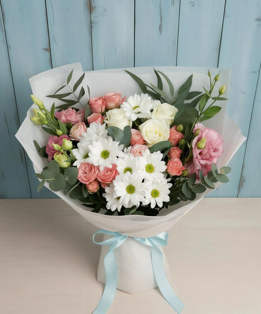 Букет цветов из: Розы, Лизиантусы и Хризантемы в Маджалисе