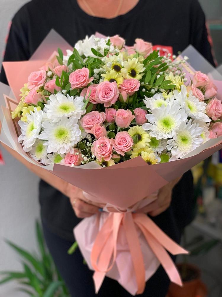 Букет цветов из: Розы и Хризантемы в Маджалисе