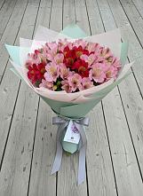 Букет цветов из:  Альстромерии в Маджалисе