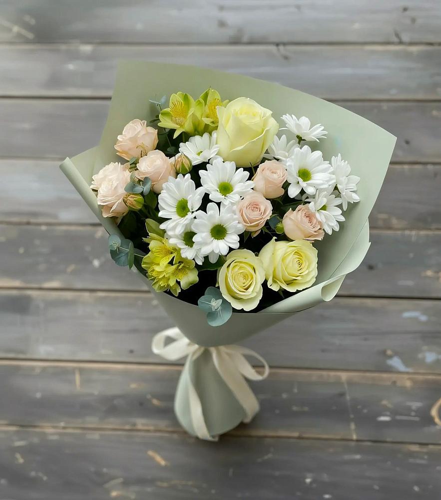 Букет цветов из: Альстромерии, Розы и Хризантемы в Маджалисе