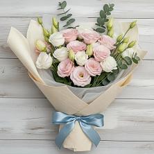 Букет цветов из:  Лизиантусы в Маджалисе