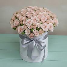 Цветочная композиция из Розы в шляпной коробке в Маджалисе