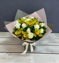 Букет цветов из:  Орхидеи и Розы в Маджалисе