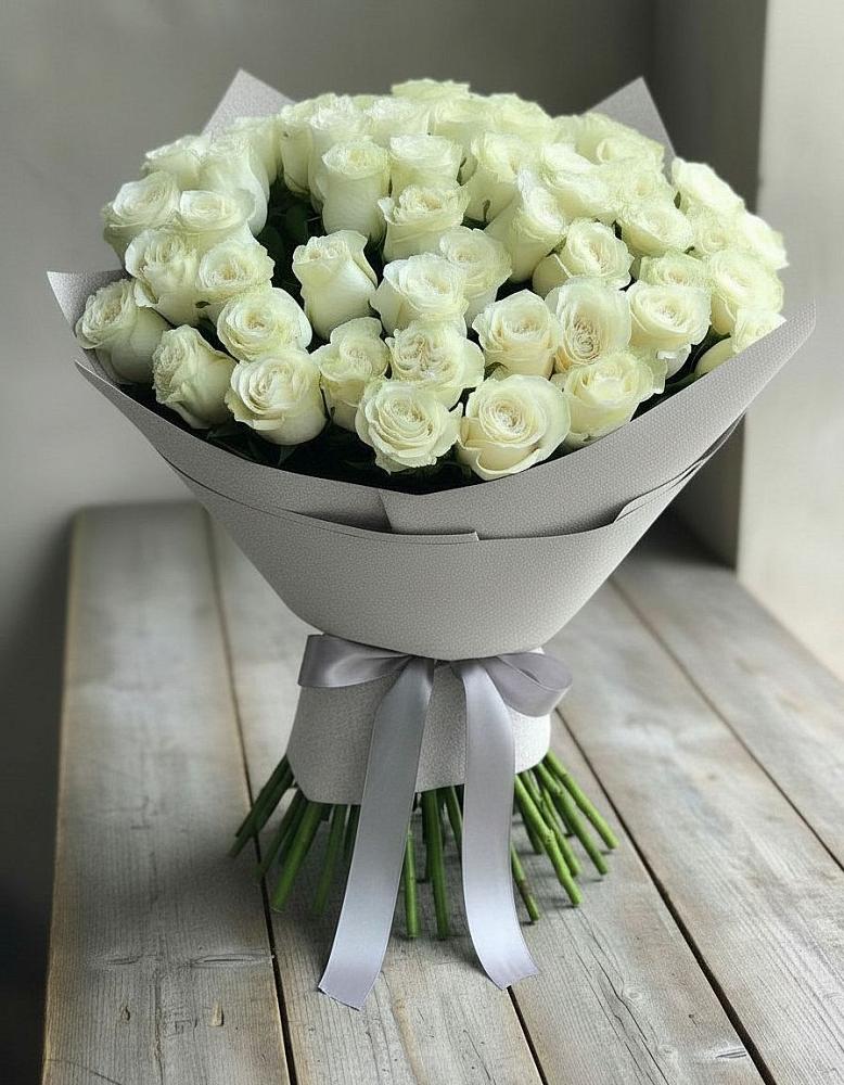 Букет 35 Белых роз в Маджалисе