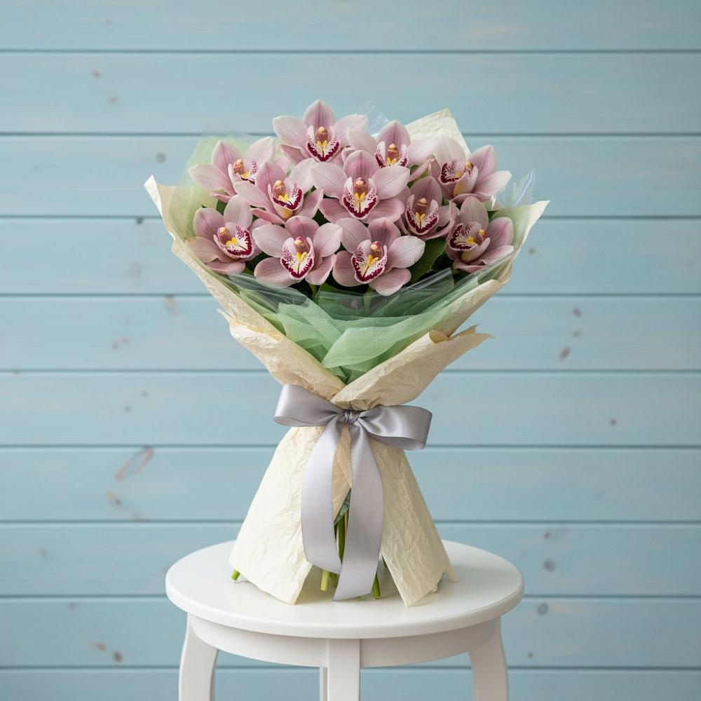 Букет цветов из: Орхидеи и Розы в Маджалисе