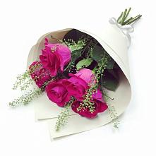 Букет цветов из:  Розы в Маджалисе