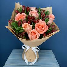 Букет цветов из:  Розы и Альстромерии в Маджалисе
