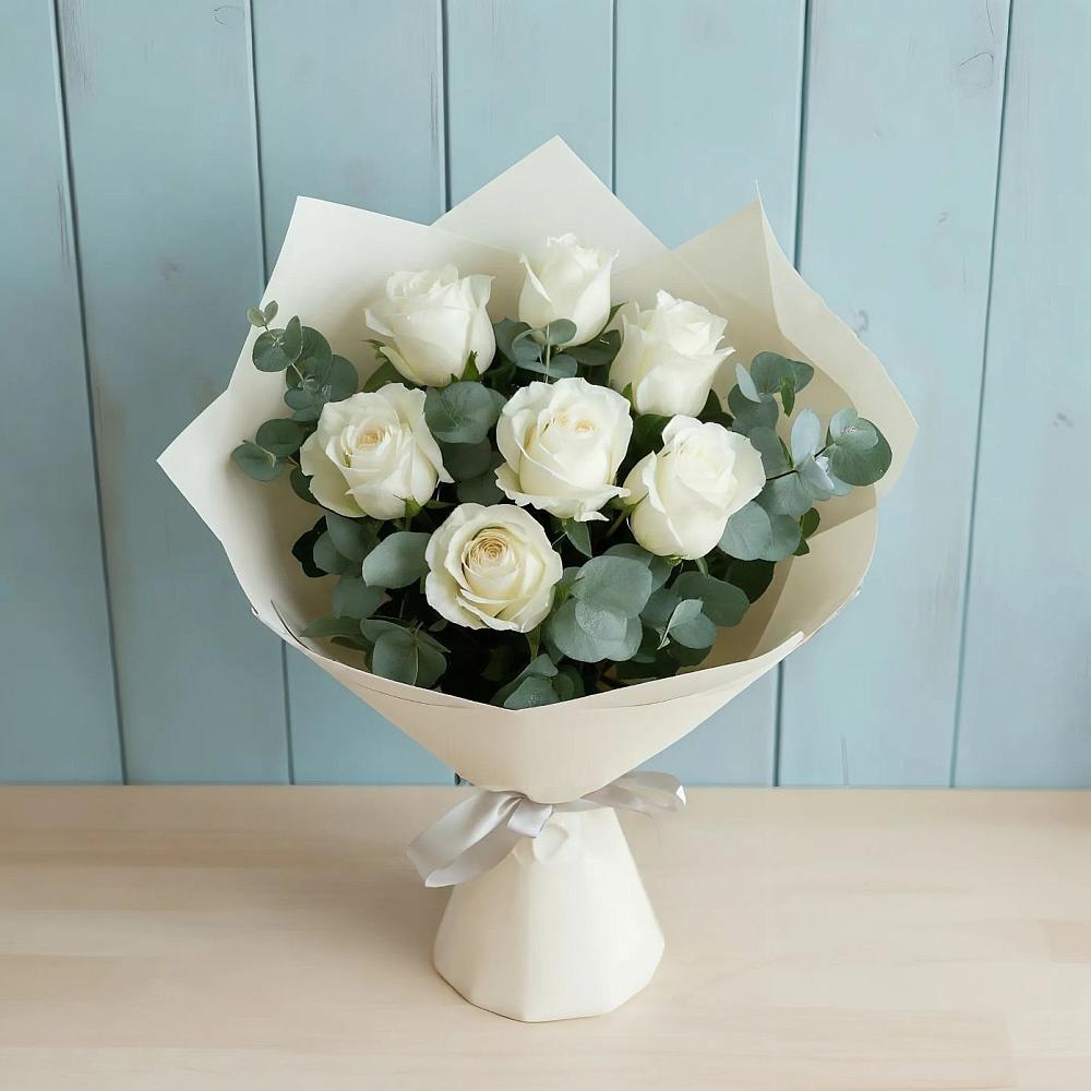 Букет Белые розы в Эвкалипте в Маджалисе