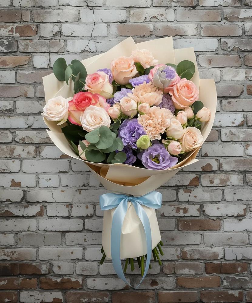 Букет цветов из: Розы, Лизиантусы и Гвоздики в Маджалисе