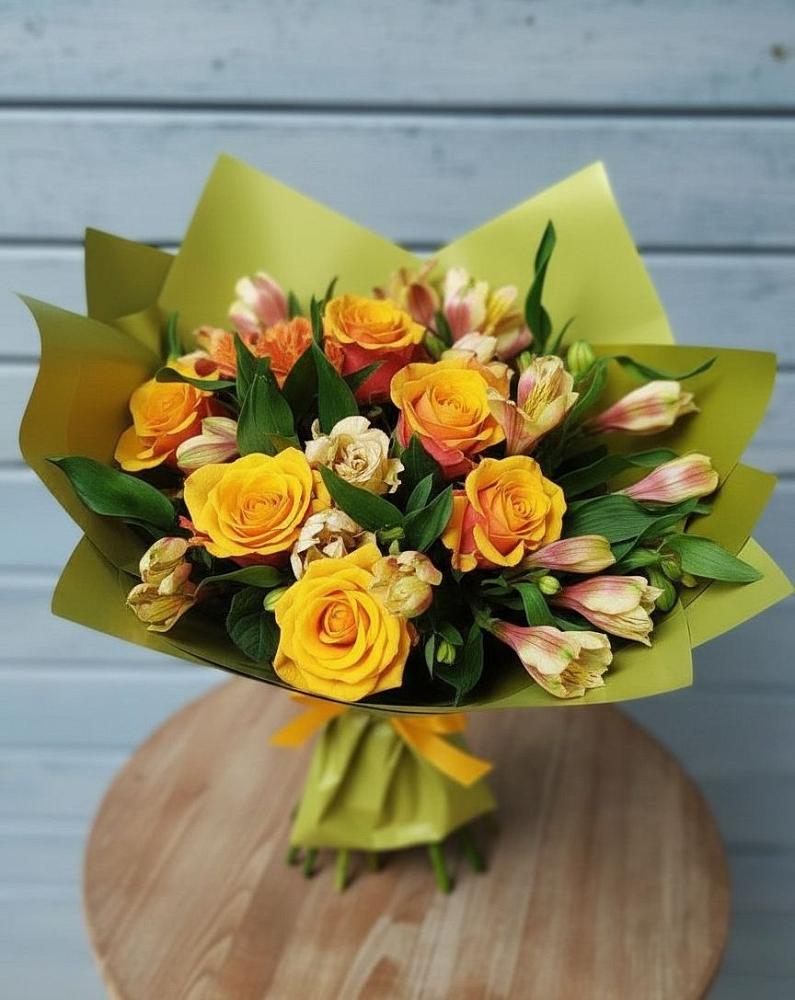 Букет цветов из: Альстромерии и Розы в Маджалисе