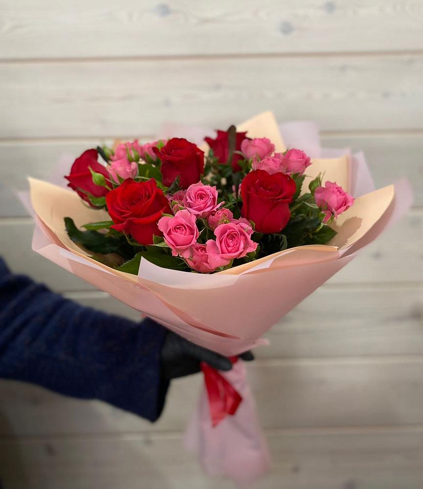 Букет цветов из: Розы в Маджалисе