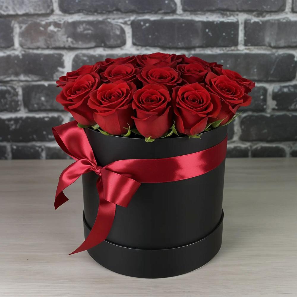 Цветочная композиция из Розы в шляпной коробке в Маджалисе