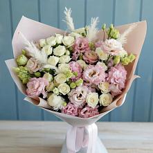 Букет цветов из:  Альстромерии и Розы в Маджалисе