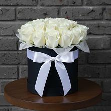 Цветочная композиция из Розы в шляпной коробке в Маджалисе